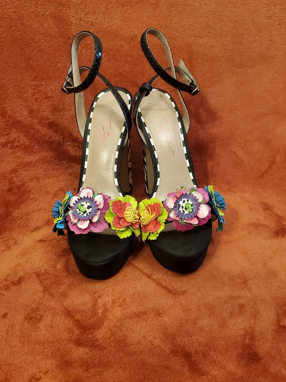 BETSEY JOHNSON Black Floral Embellished Open-Toe Heels
